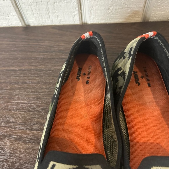 Judy + Birdies The Blackbird Khaki Camo Flats, size 6.5. - Picture 6 of 7